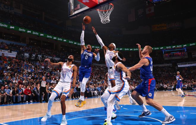 王祉怡在接 王祉怡在接