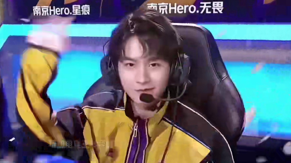 孙颖莎凭借 孙颖莎凭借