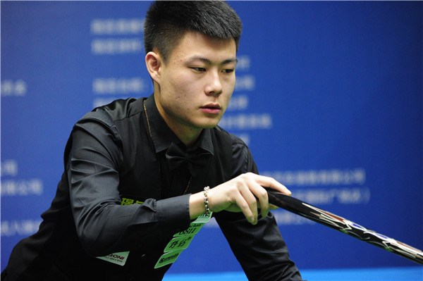 了这张黄牌 了这张黄牌